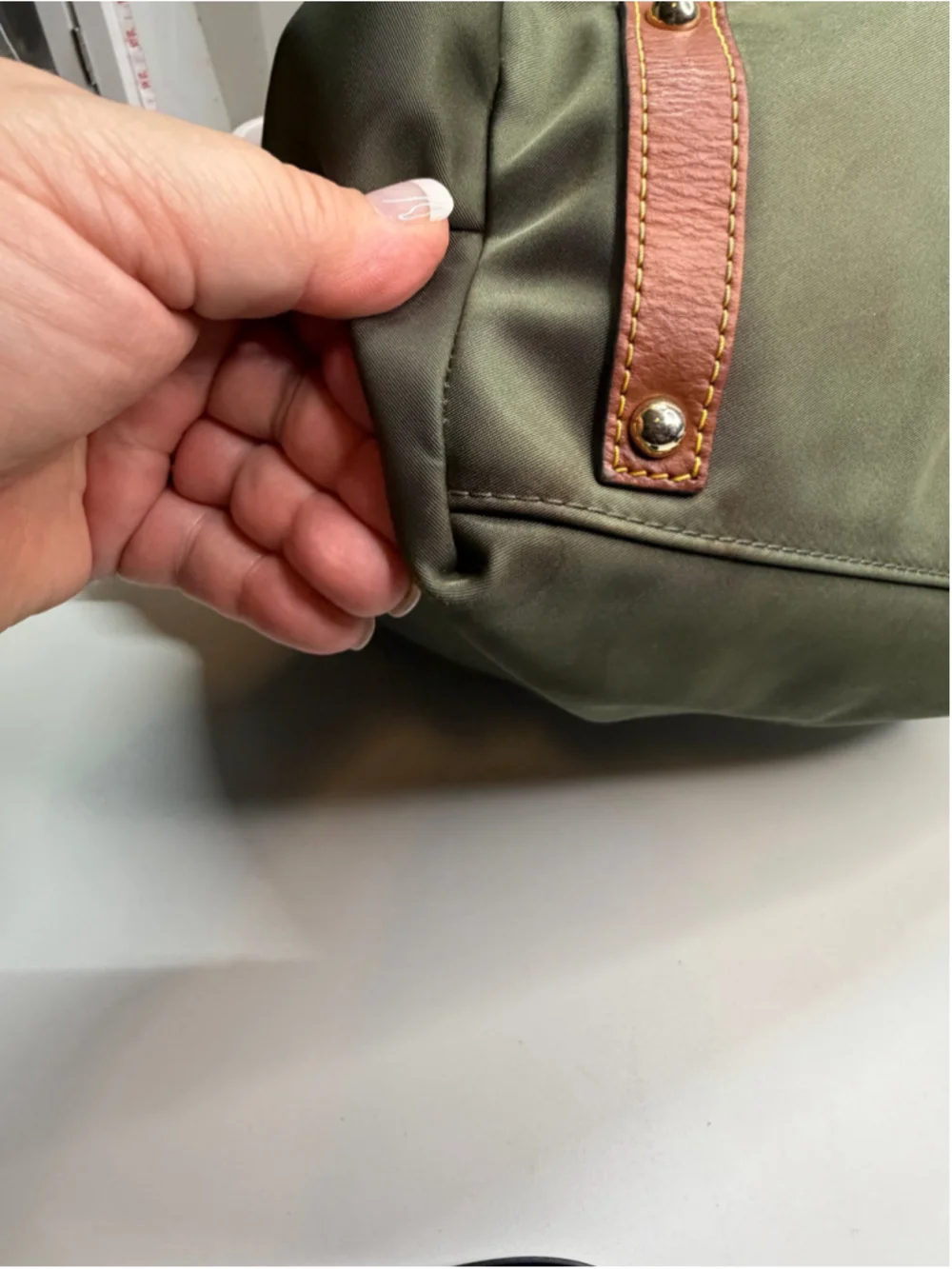Dooney & Bourke this pre